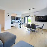 Apartament Paola & Karla With Pool Veglia